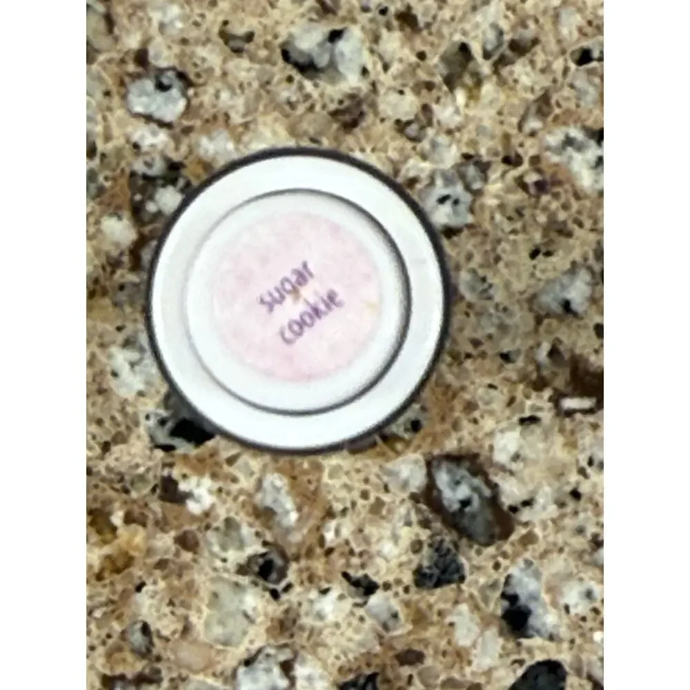 Tarte Maracuja Juicy plumping lip oil- Sugar Cookie 0.091oz